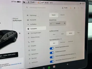 TESLA Model 3 Long Range Dual AWD 75 KW Pano-LED-360