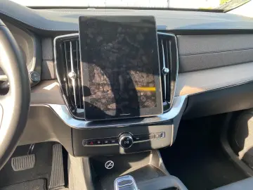 VOLVO XC90 Plus Bright B5 AWD 7-Sitzer El. Panodach Na