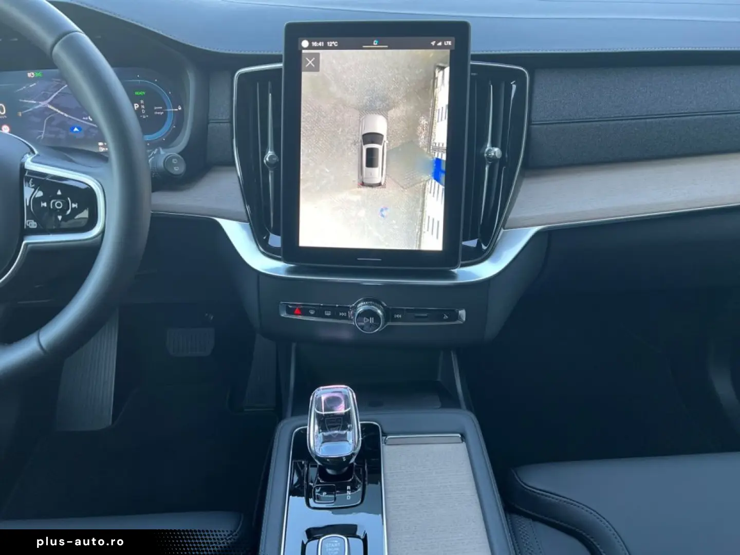 VOLVO XC90 T8 Plug-in Hybrid Plus Bright  neues Mod.