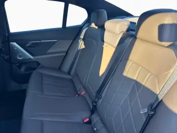 BMW 540d xDr. MSport AHK Pano DrAssPr PaAss  adapLED