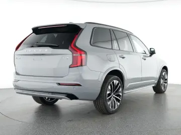 VOLVO XC90 Plus Dark Recharge Plug-In Hybrid AWD 7-Sit