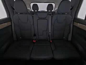 VOLVO XC90 Plus Dark Recharge Plug-In Hybrid AWD 7-Sit