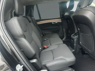 VOLVO XC90 T8 AWD Plus Bright 7-Sitzer ACC BLIS HUD SD
