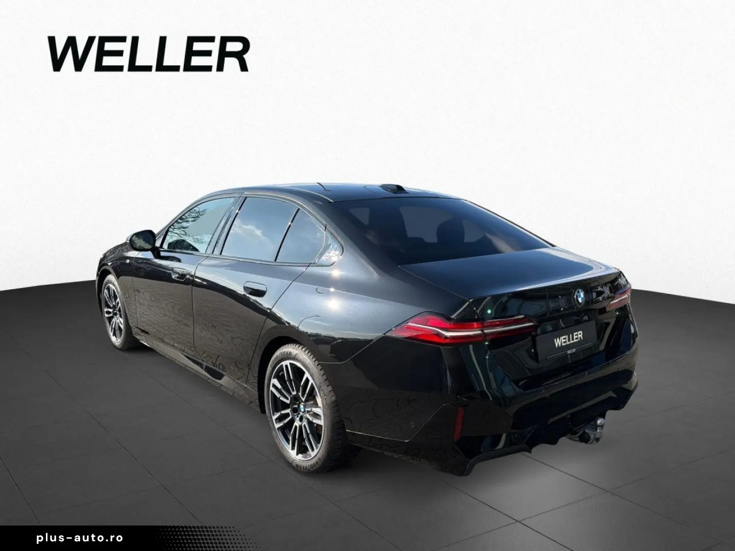 BMW 520i Lim M SPORT AdLED AHK Pano StHz H K St Go