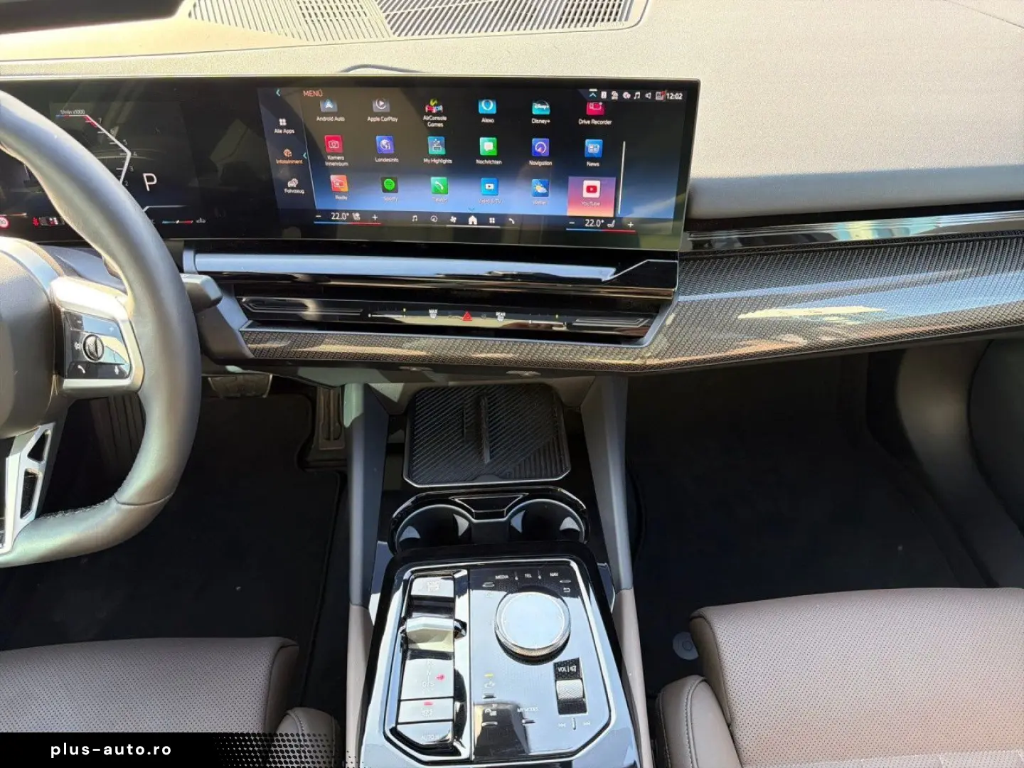 BMW 520i Lim M SPORT AdLED AHK Pano StHz H K St Go