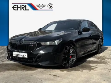 BMW 520d M Sport Pano HUD DA  PA  AHK Standhzg.