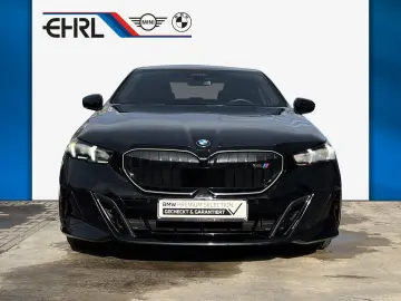 BMW 520d M Sport Pano HUD DA  PA  AHK Standhzg.