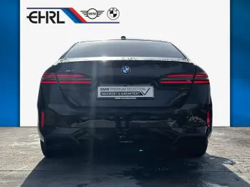 BMW 520d M Sport Pano HUD DA  PA  AHK Standhzg.