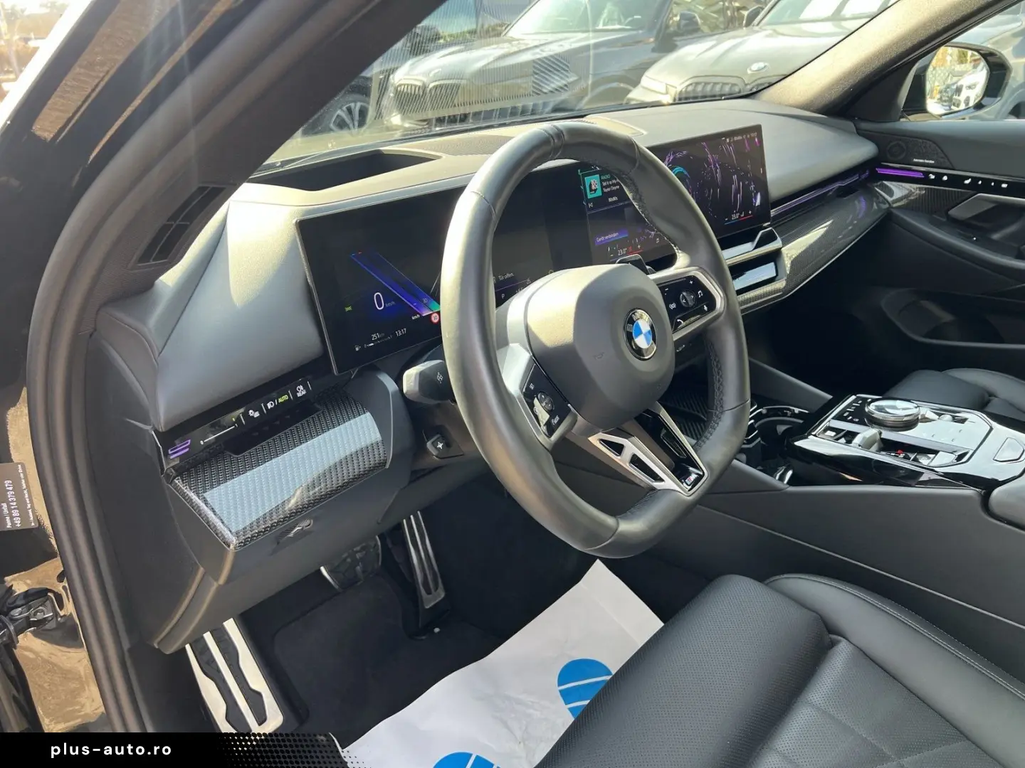 BMW 520d M Sport Pano HUD DA  PA  AHK Standhzg.