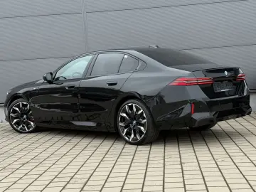 BMW 550e Lim. xDrive M Sport Pro Pano B&W 360  HUD