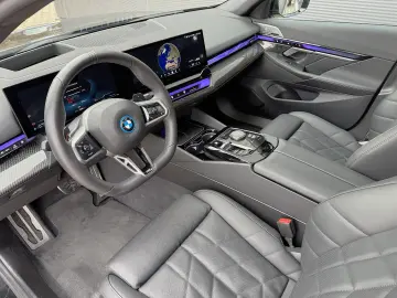 BMW 550e Lim. xDrive M Sport Pro Pano B&W 360  HUD