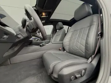 BMW 550e Lim. xDrive M Sport Pro Pano B&W 360  HUD