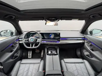 BMW 550e Lim. xDrive M Sport Pro Pano B&W 360  HUD