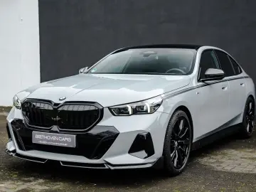 BMW 520 d M Sport G60 PERFORMANCE CARBON VOLL