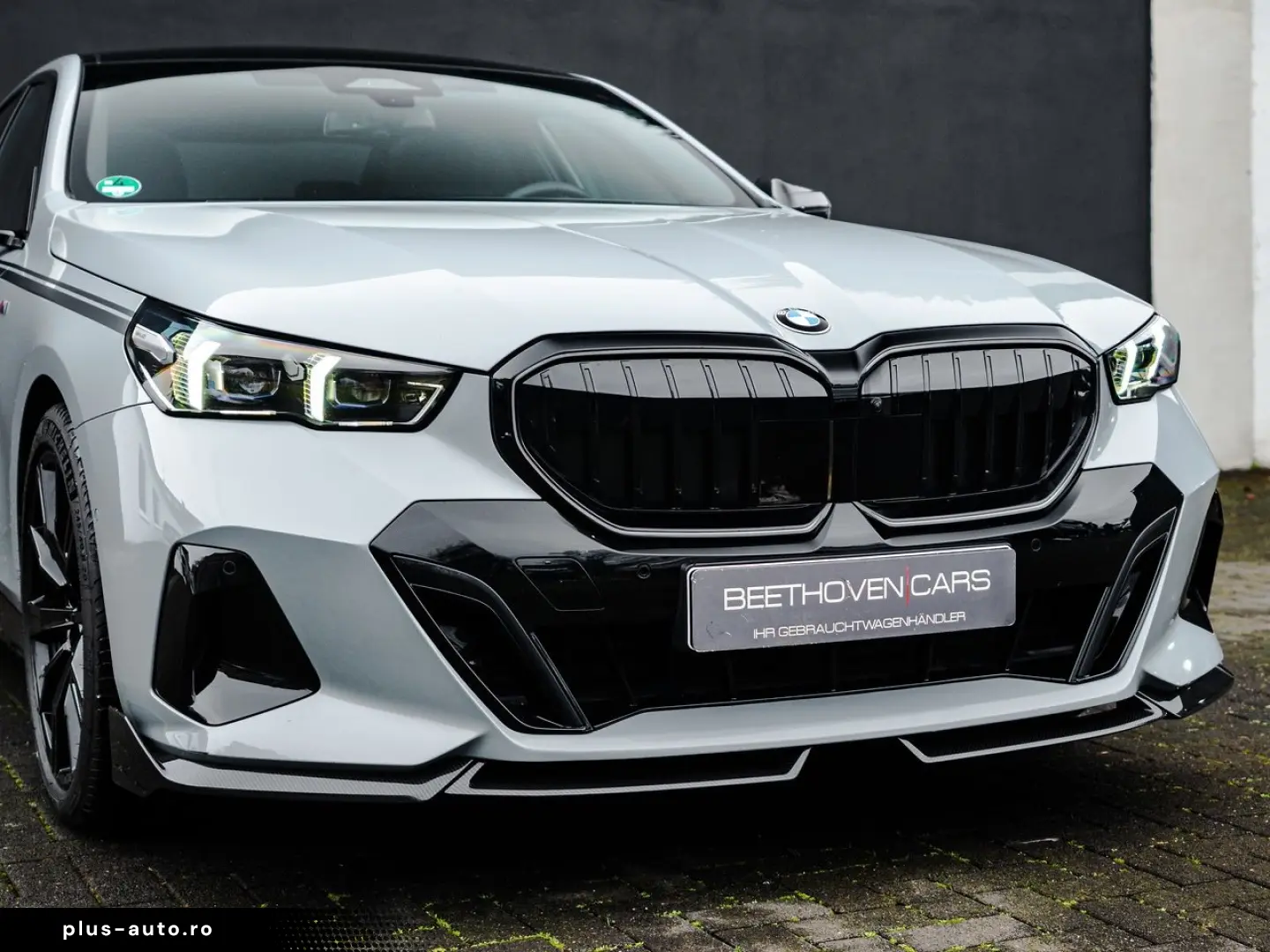 BMW 520 d M Sport G60 PERFORMANCE CARBON VOLL