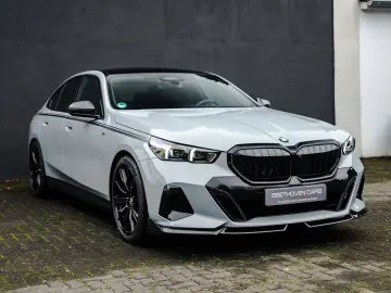 BMW 520 d M Sport G60 PERFORMANCE CARBON VOLL