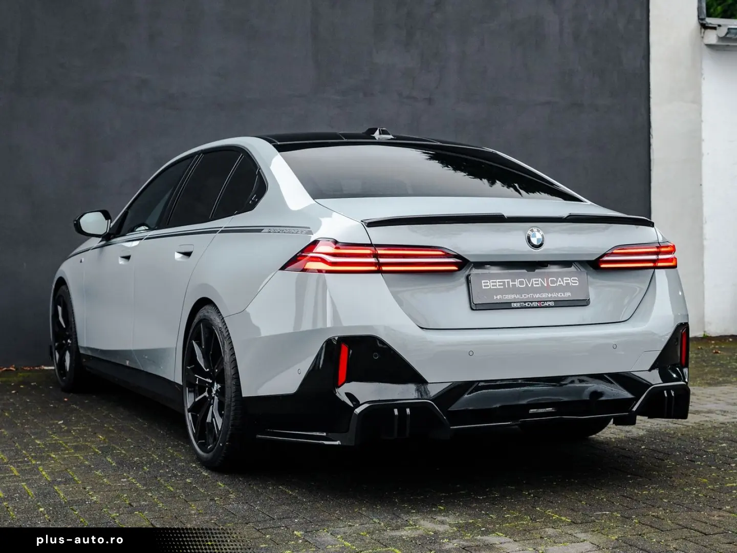 BMW 520 d M Sport G60 PERFORMANCE CARBON VOLL