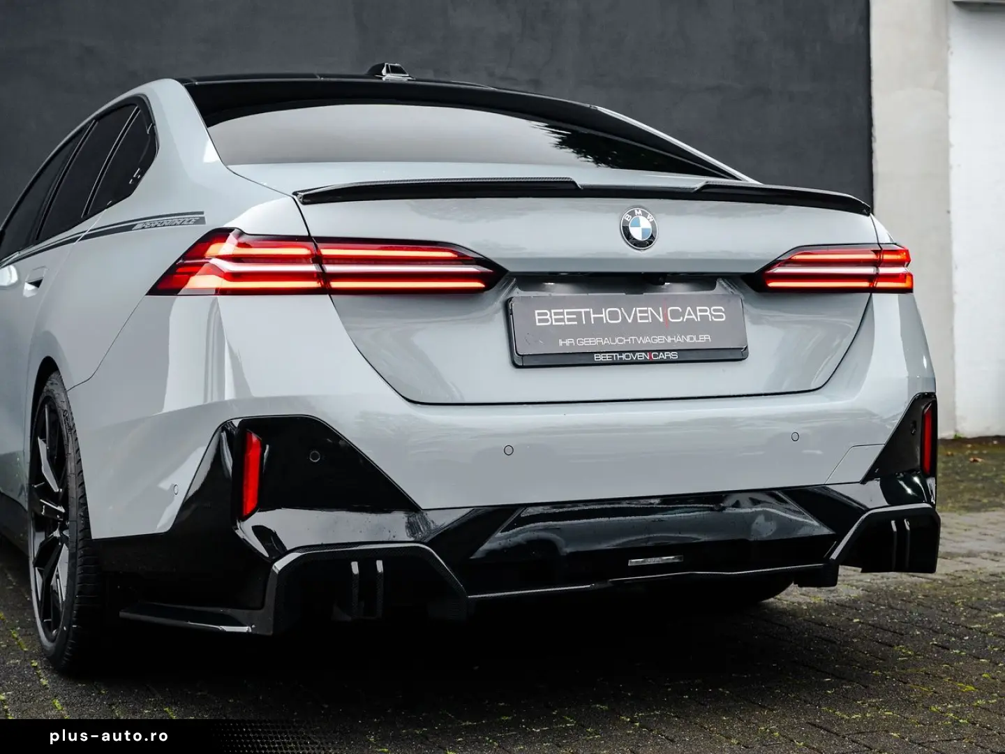 BMW 520 d M Sport G60 PERFORMANCE CARBON VOLL