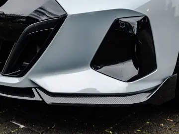 BMW 520 d M Sport G60 PERFORMANCE CARBON VOLL