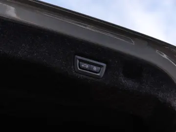 BMW 520 d M Sport G60 PERFORMANCE CARBON VOLL