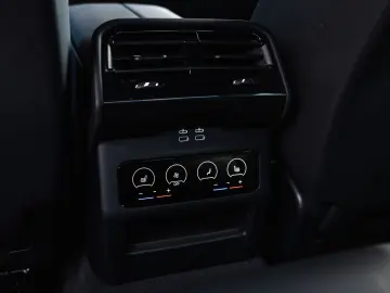 BMW 520 d M Sport G60 PERFORMANCE CARBON VOLL