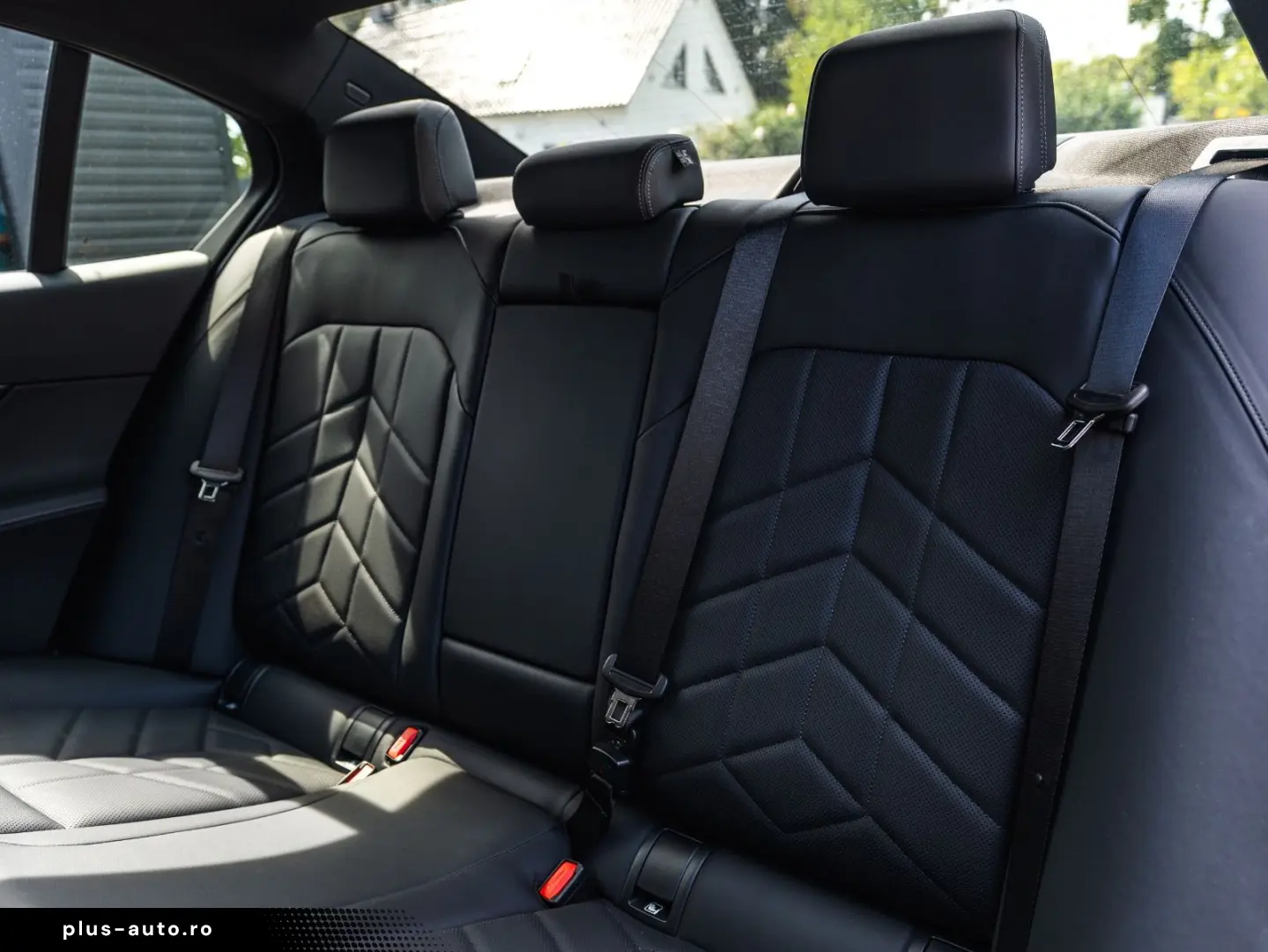 BMW 520 d M Sport G60 PERFORMANCE CARBON VOLL