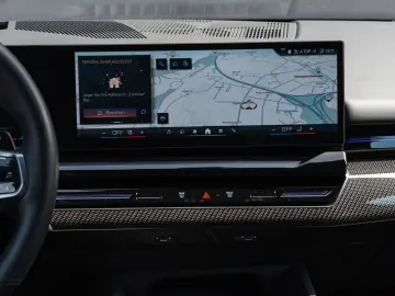 BMW 520 d M Sport G60 PERFORMANCE CARBON VOLL