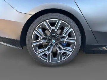 BMW 520i Lim. M Sport Pro Standhzg Pano Autobahnass.