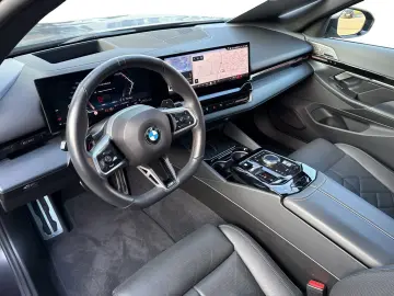 BMW 520i Lim. M Sport Pro Standhzg Pano Autobahnass.