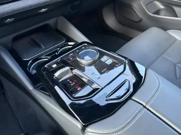 BMW 520i Lim. M Sport Pro Standhzg Pano Autobahnass.