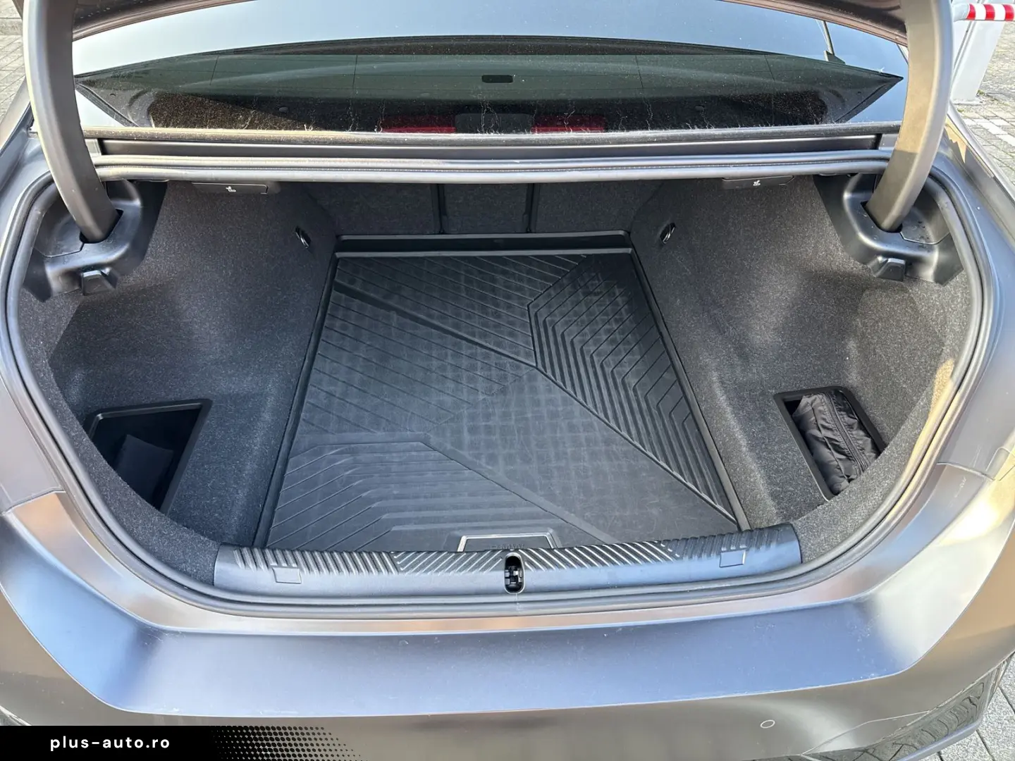 BMW 520i Lim. M Sport Pro Standhzg Pano Autobahnass.