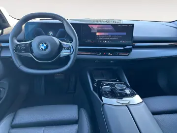 BMW 520i Limousine Head-Up HK HiFi DAB LED RFK