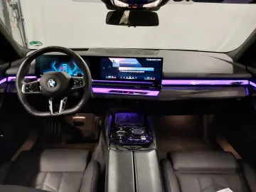 BMW 520d xDrive M Sport AHK PANO Autobahnas 360  20