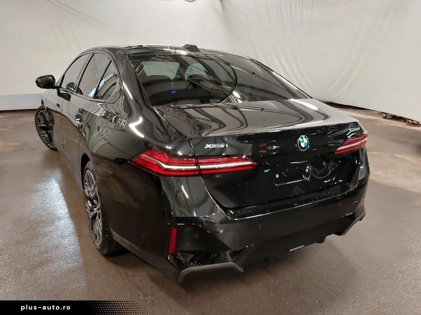 BMW 520d xDrive M Sport AHK PANO Autobahnas 360  20