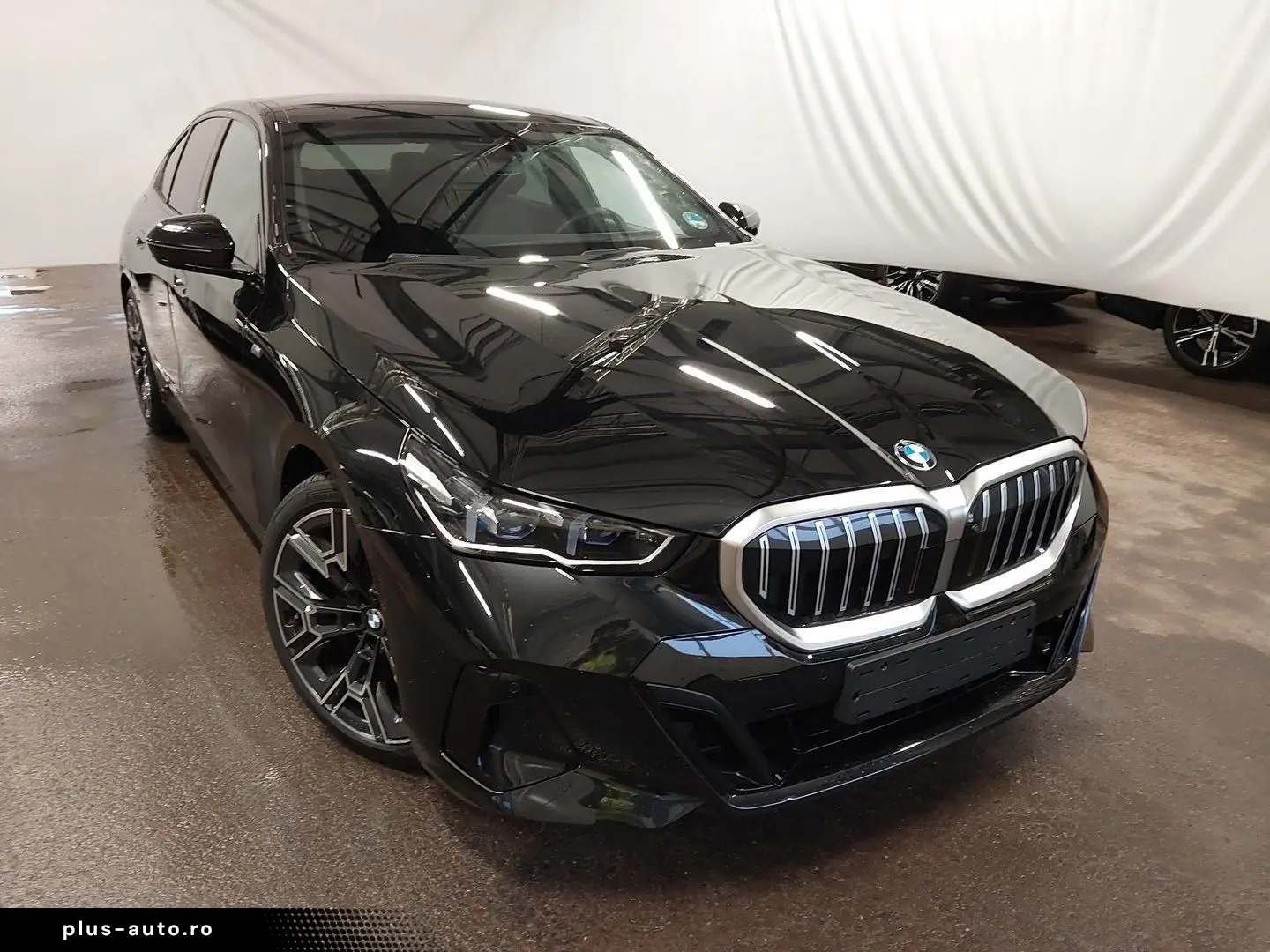 BMW 520d xDrive M Sport AHK PANO Autobahnas 360  20