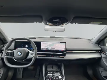 BMW 520d  LC Prof. HUD H K DAB Adapt.LED Driving Ass