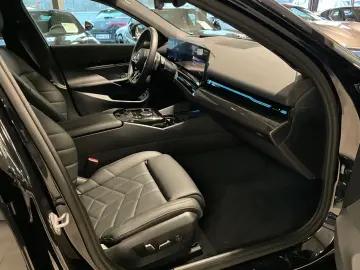 BMW 520i Limousine M Sport 360 Kamera HUD