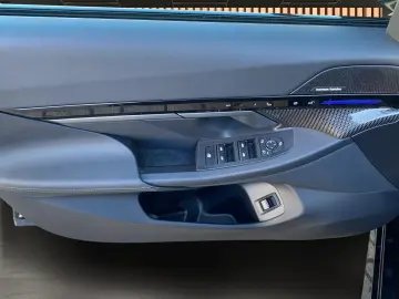 BMW 520 i M Sport UPE 77.000€ HeadUp 360 Kamera