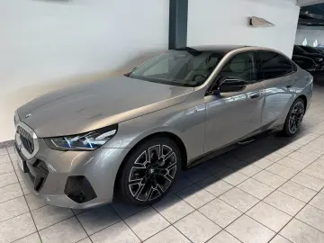 BMW 540 d xDrive M Sport H-Up 360  B&W Assist