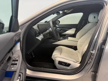 BMW 540 d xDrive M Sport H-Up 360  B&W Assist