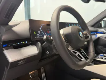 BMW 540 d xDrive M Sport H-Up 360  B&W Assist