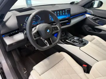 BMW 540 d xDrive M Sport H-Up 360  B&W Assist