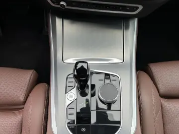 BMW X5 xDrive30d M-Sport NAV LASER 360  HEAD-UP DAP