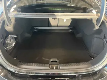 MERCEDES-BENZ E 450 4M AMG Distr. 360 Kam Memory Amb&hellip;