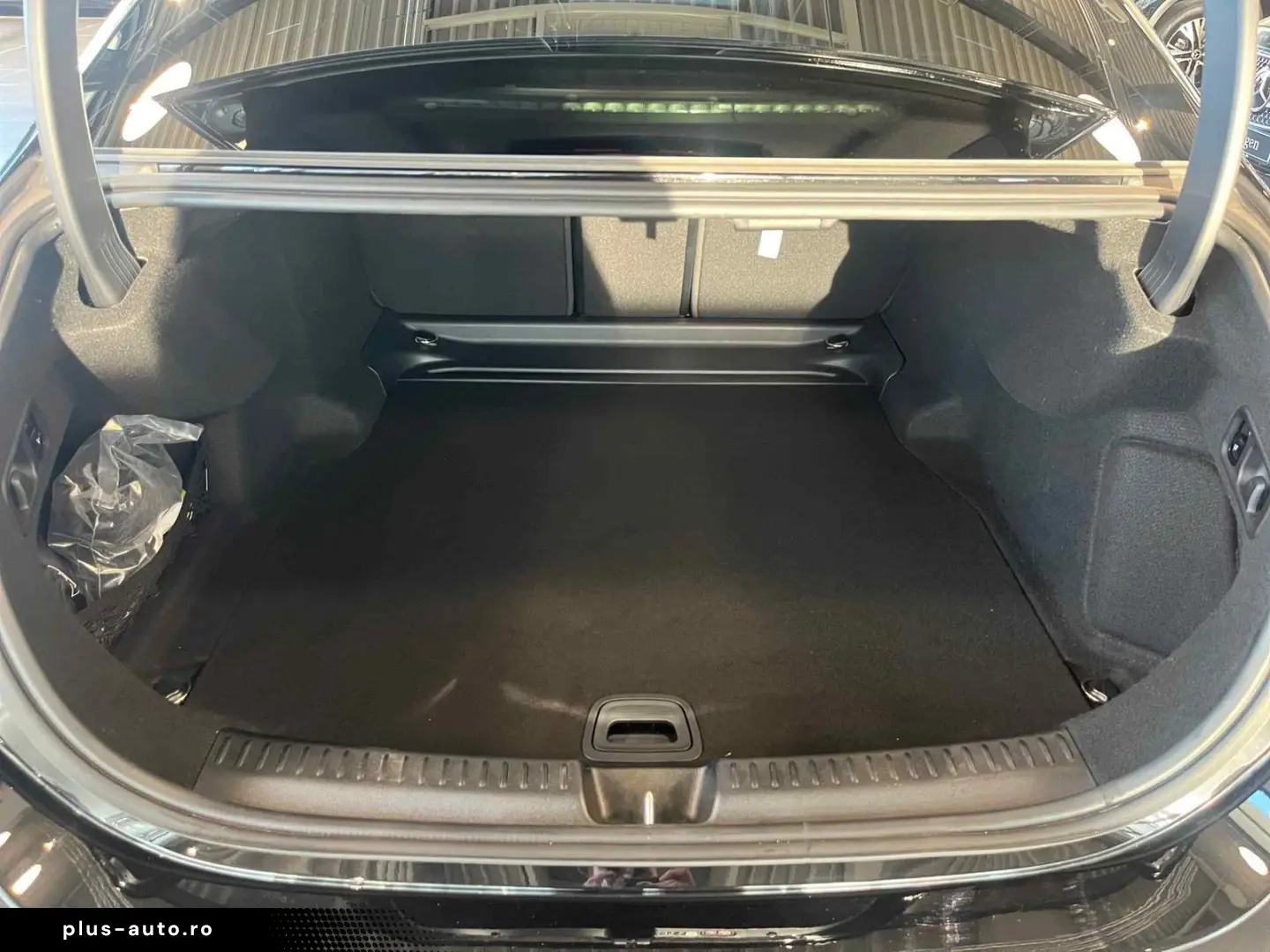 MERCEDES-BENZ E 450 4M AMG Distr. 360 Kam Memory Amb&hellip;