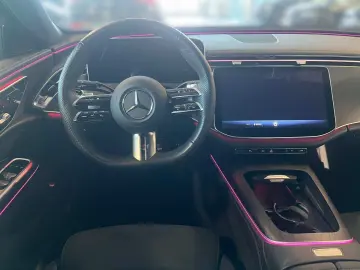 MERCEDES-BENZ E 450 4M AMG Distr. 360 Kam Memory Amb&hellip;