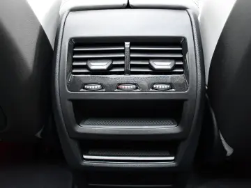 BMW X5 xDrive40d M Sport 21Zoll AHK Sitzlüft ACC 360