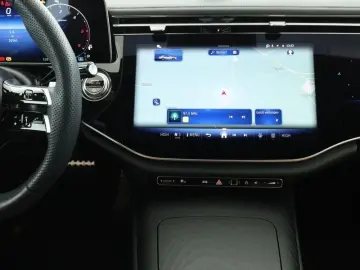 MERCEDES-BENZ E 220 d AMG Night SUPERSCREEN DIST Bur&hellip;