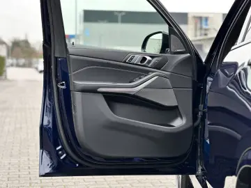 BMW X5 xDrive40d M Sportpaket Head-Up HK HiFi DAB