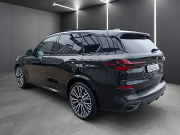 BMW X5 xDrive30d M SPORTPAKET PRO ICONIC GLOW KOMFOR